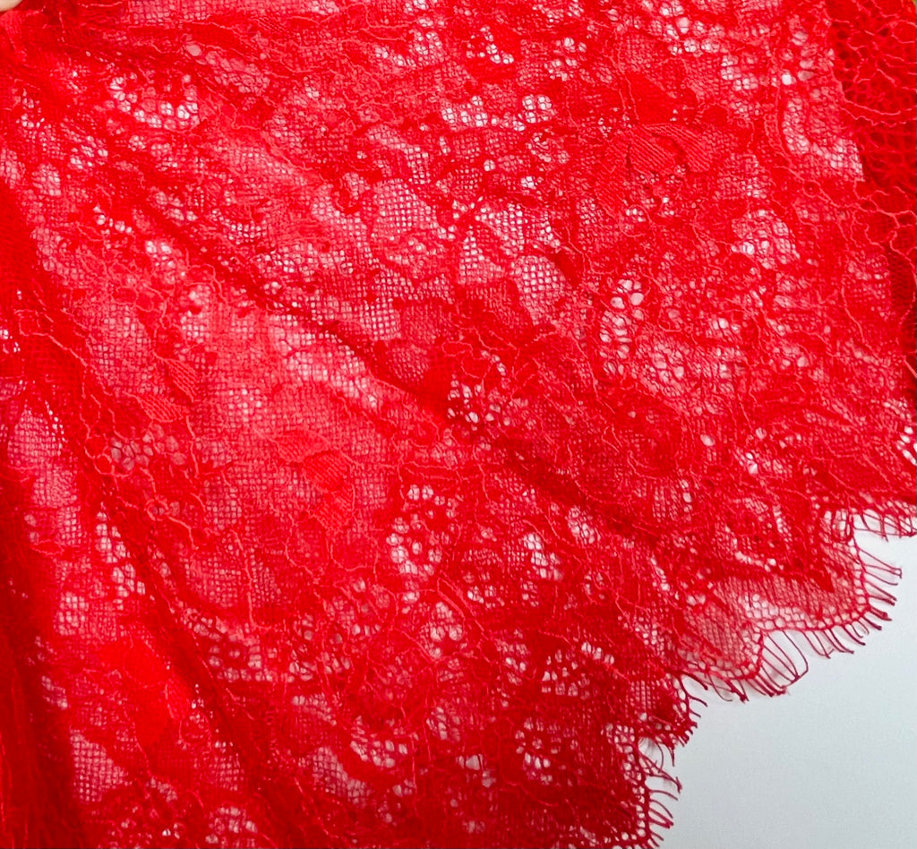 RED LACE 