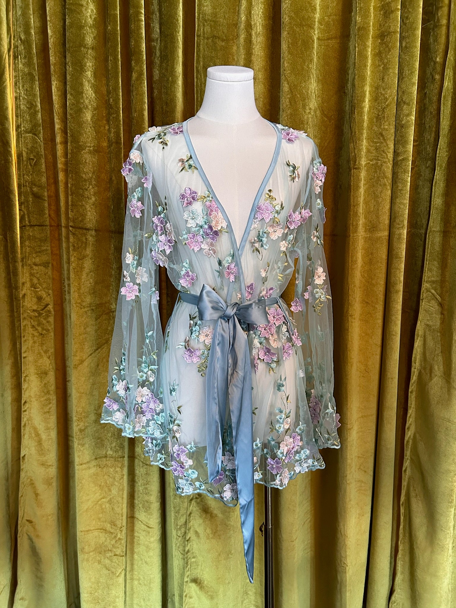 THE EMBROIDERY COLLECTION-3D POWDER BLUE  KILO BRAVA