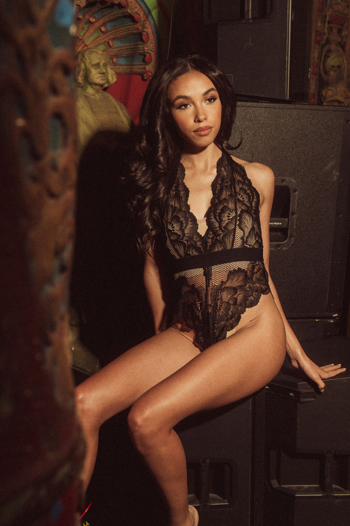 BLACK LACE TEDDY