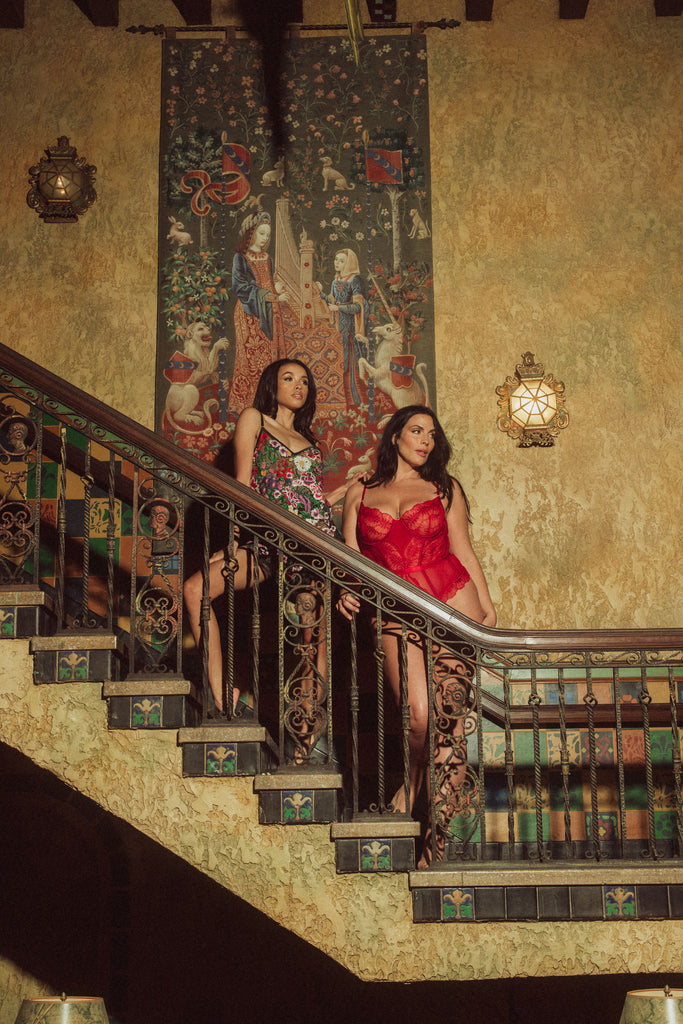 RED UNDERWIRE BODYSUIT